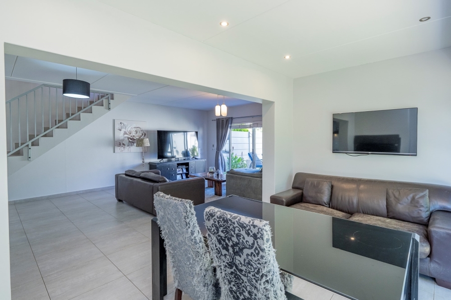 3 Bedroom Property for Sale in Langeberg Heights Western Cape